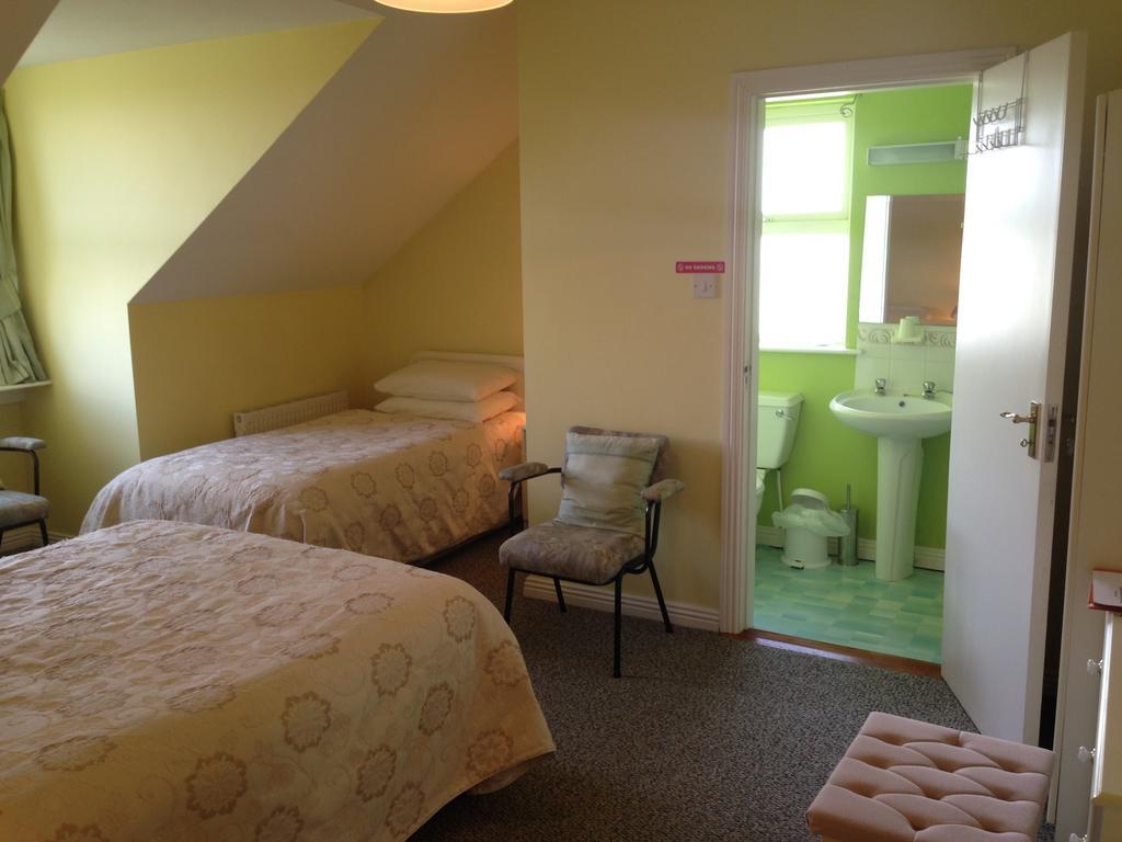An Gleann Accommodation Milltown Malbay Chambre photo