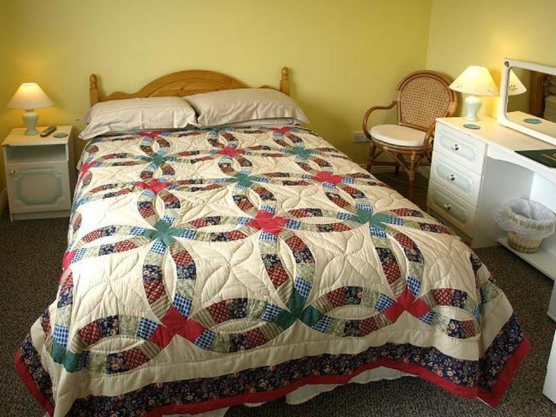 An Gleann Accommodation Milltown Malbay Extérieur photo